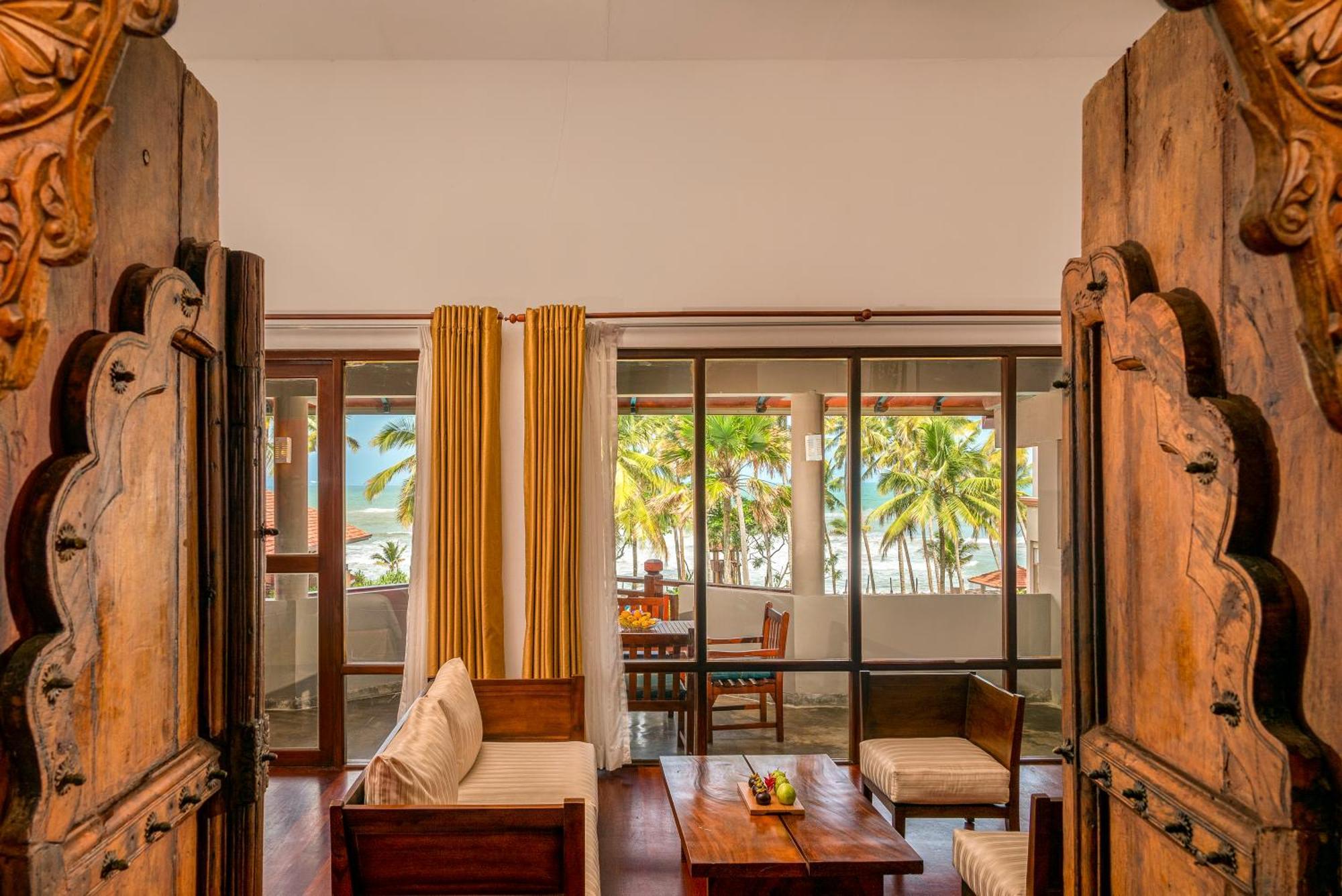 Royal Palms Beach Hotel Kalutara Extérieur photo